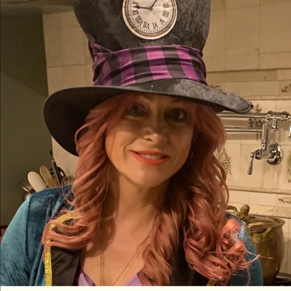 Meet your Posher, Charmain - Picture 1 of 1